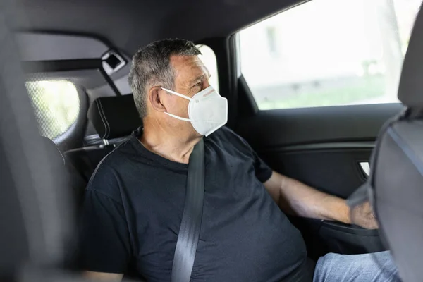 Senior His 70S Sitting Back Car Wearing Face Mask Protection — Fotografia de Stock