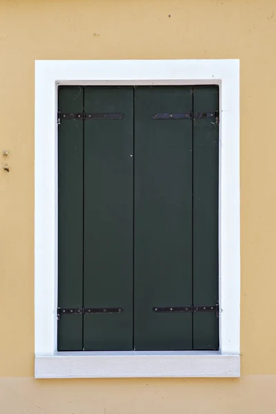 Window, Burano, Italy — Stock Photo, Image