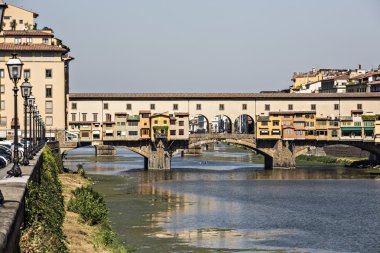 Ponte vecchio Köprüsü, Floransa Nehri arno
