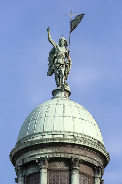 Měděné kopule kostela san simeon piccolo, Benátky — Stock fotografie