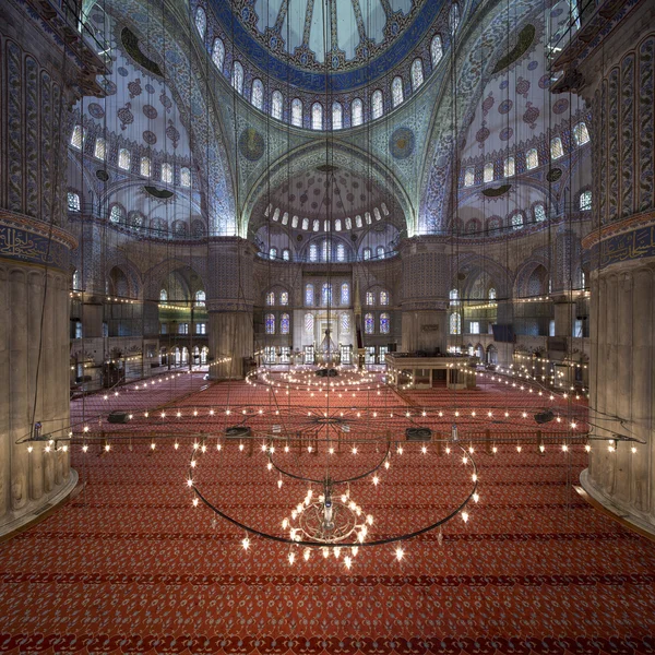 Vista interna de la Mezquita Azul, Sultanahmet, Estambul —  Fotos de Stock