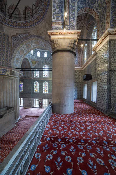Vue intérieure de la Mosquée Bleue, Sultanahmet, Istanbul — Photo