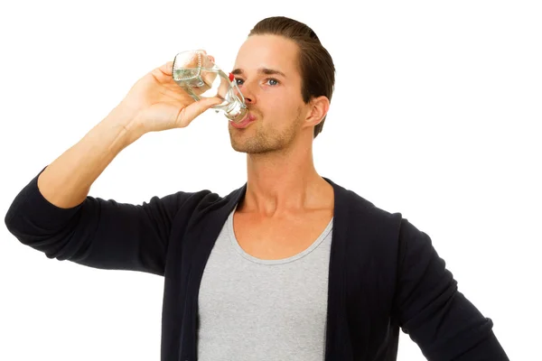 Portret van man drinkwater — Stockfoto