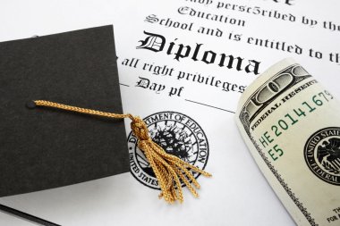 Diploma ve nakit