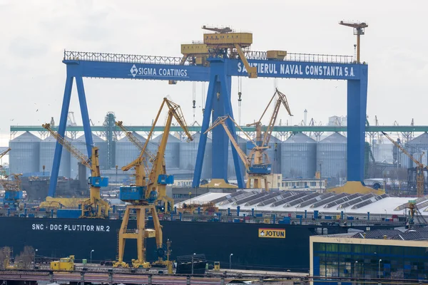 Промышленный порт Констанца — стоковое фото