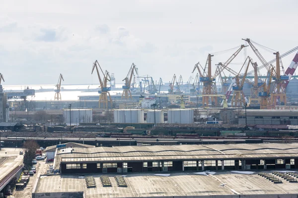 Uitzicht op industriële haven — Stockfoto