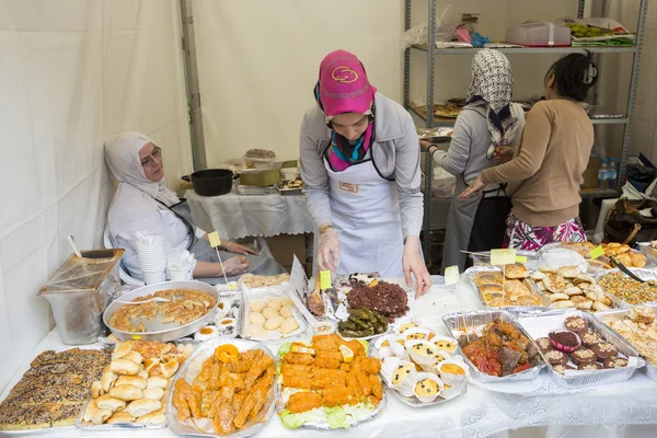 Traditional Turkish food presentation — Stock Photo, Image