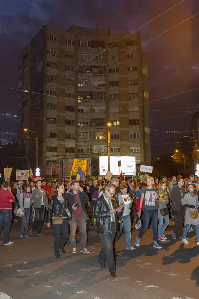 Протесты против добычи цианистого золота в Розии Монтана — стоковое фото