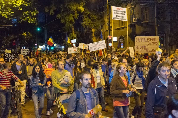 Protestos contra a extração de ouro cianeto em Rosia Montana — Fotografia de Stock