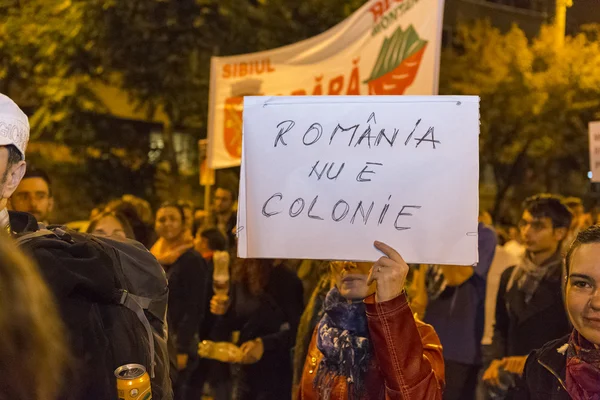 Protests against cyanide gold extraction at Rosia Montana — Stok fotoğraf