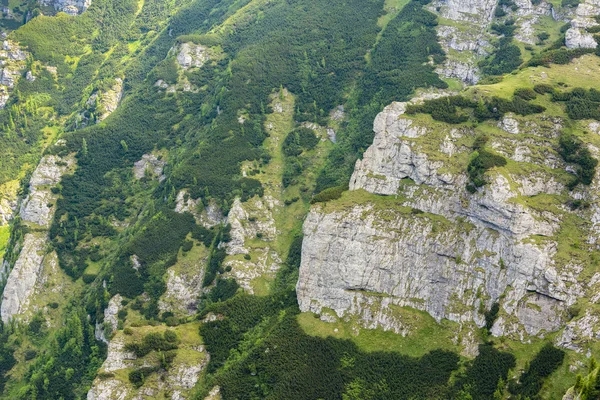 Rocky mountain slope — Stock Photo, Image