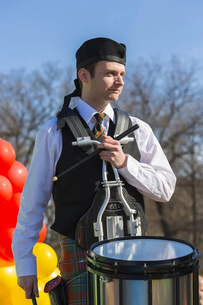 Jovem baterista irlandês — Fotografia de Stock