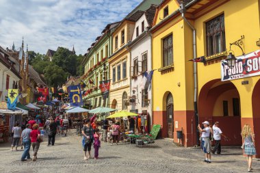 kalabalık cadde, sighisoara, Romanya