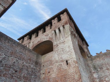 Rocca Sforzesca di Soncino (çeviri: Soncino 's Sforza Fortress) Soncino, İtalya
