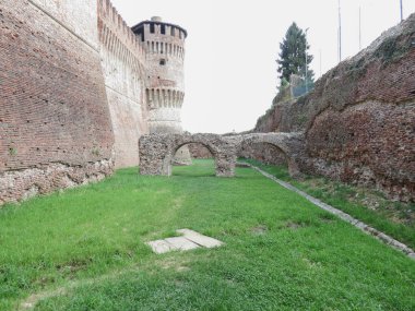 Rocca Sforzesca di Soncino (çeviri: Soncino 's Sforza Fortress) Soncino, İtalya