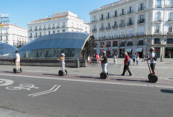 Madrid Spanien Circa Juni 2015 Segway Tvåhjuliga Transportörer Puerta Del — Stockfoto