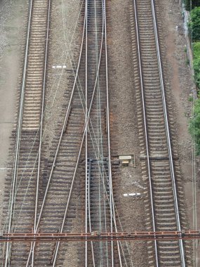 Tren rayları toplu taşımacılık için