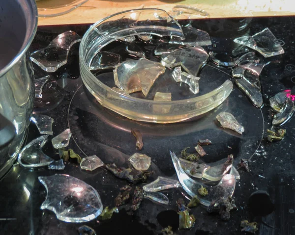 Detail Glass Bowl Exploded Because Sudden Difference Temperature — Foto de Stock