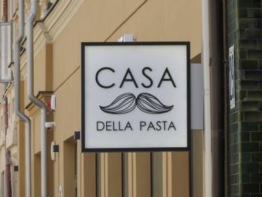 KAUNAS, LITHUANIA - CIRCA Nisan 2017: Casa della pasta, çeviri: 