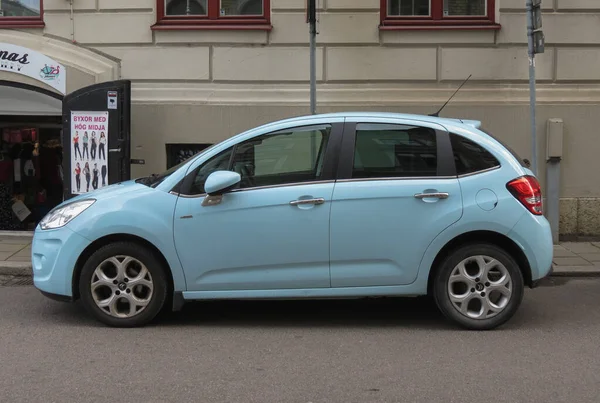 Goteburg, İsveç - yaklaşık Ağustos 2017: ışık Mavi Citroen C3 araba