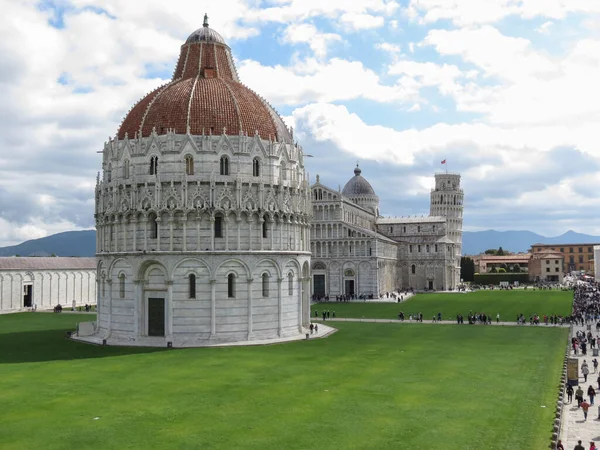 Pisa Italy Circa April 2022 Mary Assumption Cathedral Baptistery Leaning — Photo