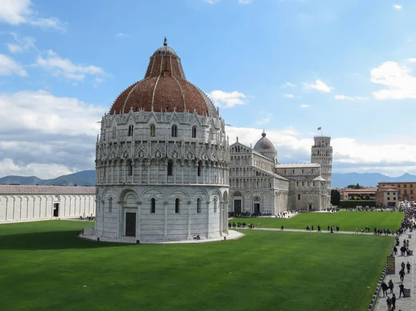 Pisa Italy Circa April 2022 Mary Assumption Cathedral Baptistery Leaning — Photo
