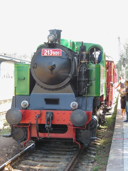 BRNO, CZECH Cumhuriyet - CIRCA HAZİRAN 2022: 1954 yılına dayanan antik buhar treni lokomotifi 213901 'in ayrıntıları