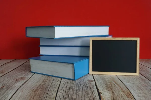 Primer Plano Los Libros Sobre Mesa — Foto de Stock