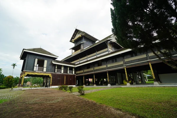 Infront Pohled Královské Muzeum Seri Menanti Nachází Okrese Kuala Pilah — Stock fotografie