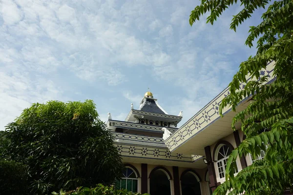 Melaka Malaysia August 2022 Side View Alor Alor Gajah Mosque — Zdjęcie stockowe