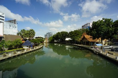 Melaka, Malezya-28 Ağustos 2022; Melaka Nehri manzarası