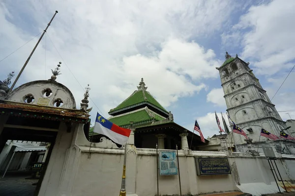 2022年8月28日 马来西亚马六甲 位于马来西亚马六甲的Masjid Kampung Kling视图 — 图库照片