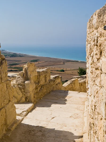 curium Harabeleri ve Deniz Manzaralı