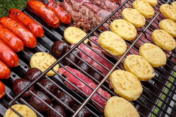 Fleisch zum Grillen — Stockfoto