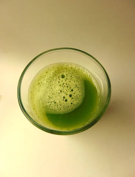 Zelená Detox Celerová Šťáva Detailní Fotografie — Stock fotografie