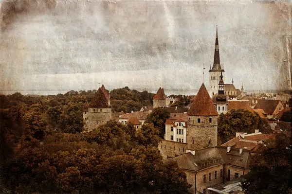 Panorama in stile vintage della vecchia Tallinn — Foto Stock