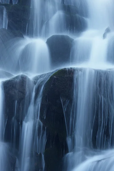 Winterwasserfall — Stockfoto