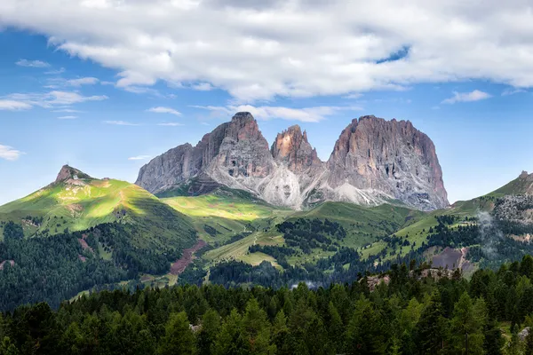 Panorama of Sassolungo mountain peaks — Stock Photo, Image