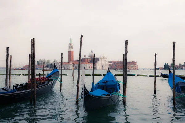 Gondole sulle onde — Foto Stock