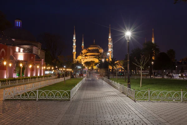 Gece mavi Sultanahmet Camii — Stok fotoğraf