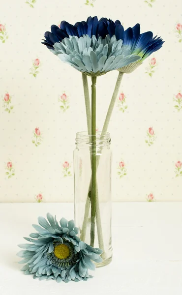Flores falsas — Fotografia de Stock