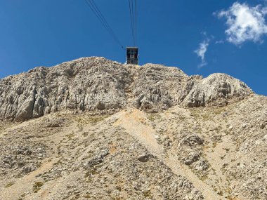 Masa Dağı 'nın tepesindeki Kablo Otomobil İstasyonu.