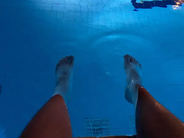 Underwater Shot Man Legs Pool — Stock Photo, Image