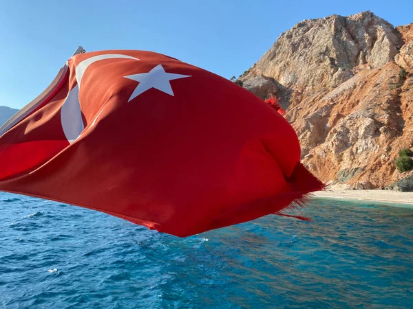 Waving Turkey Flag Yacht Bow — Stock Photo, Image