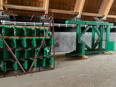 Modern makine mühendisliği fabrikası - ekipman ve makineler.