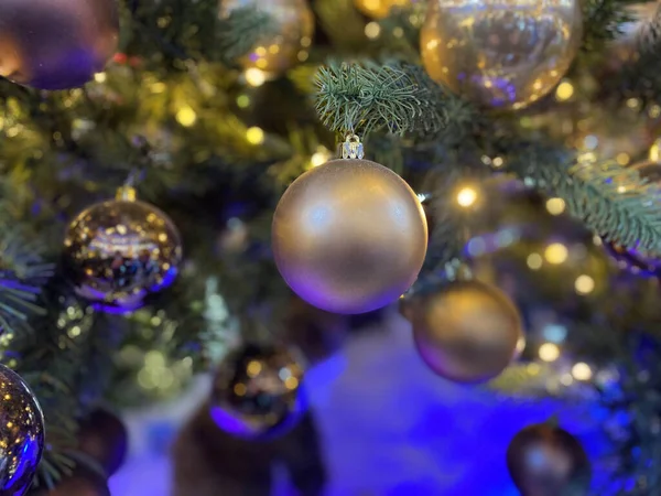 Banner Albero Natale Con Decorazioni Illuminazione Bagliore Sole Bokeh Sullo — Foto Stock