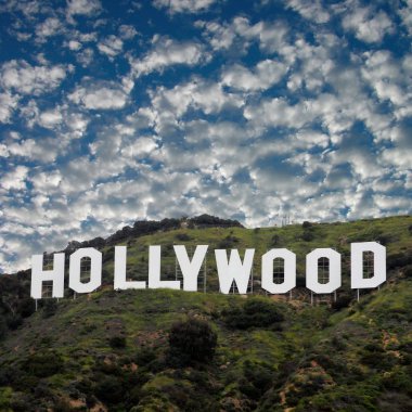 Ünlü Hollywood tabelası