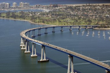 san Diego'nun defne coronado Köprüsü'nün panoramik görünümü