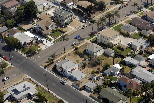 Vista aérea de casas em uma área de classe média . — Fotografia de Stock