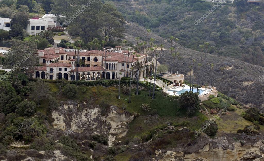 San Diego Mansion perched high in the La Jolla hills, a huge mansion